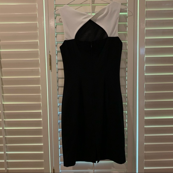 H&M Black Dress with White Back Cut-out - Picture 5 of 9